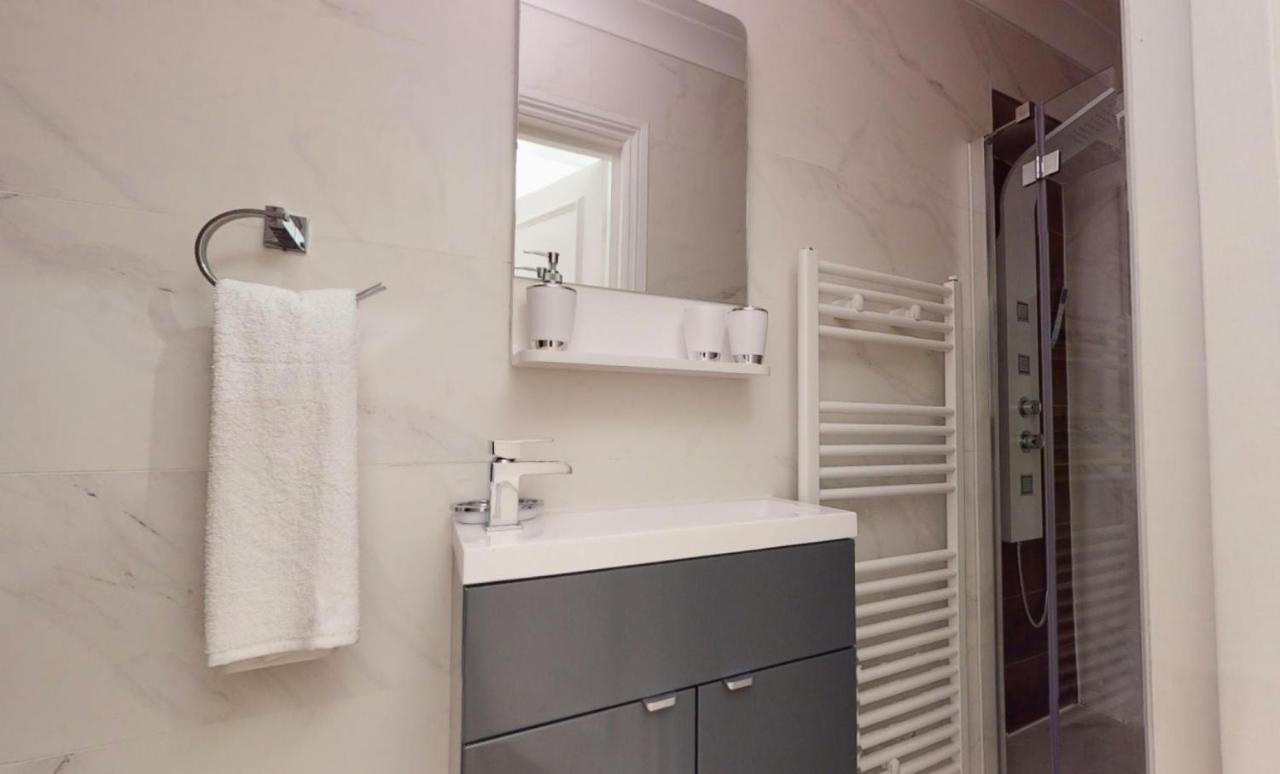 Leinster Gardens 3A - 2 Bed Apartment Londra Esterno foto